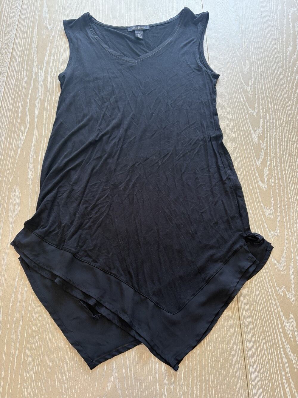 White House Black Market Black Sleeveless V Neck Tunic Women’s Size Small
